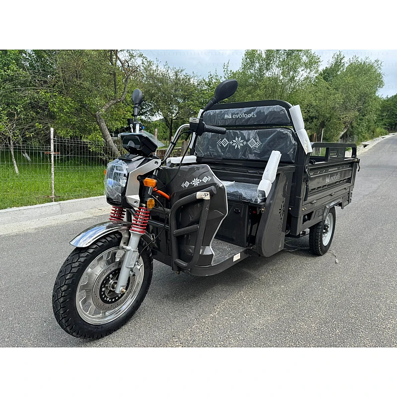 Triciclu Electric Cargo TRCC1500 – Putere maxima 3000W, Baterie 72 V/58 Ah, Autonomie 60 km, Sistem basculabil hidraulic, viteza maxima de 25 km/h, conform reglementarilor UE, fara permis