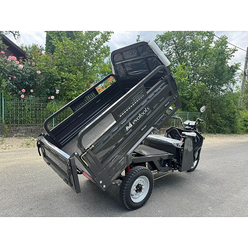 Triciclu Electric Cargo TRCC1500 – Putere maxima 3000W, Baterie 72 V/58 Ah, Autonomie 60 km, Sistem basculabil hidraulic, viteza maxima de 25 km/h, conform reglementarilor UE, fara permis