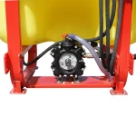 Erbicidator cu bazin 600L si brat 12m, cu 25 diuze triple