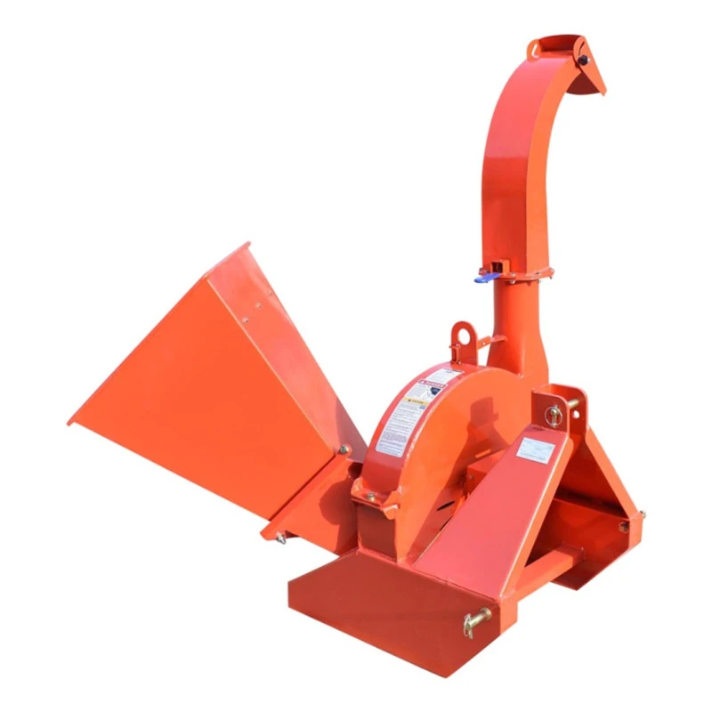 Tocator crengi cu angrenare priza putere tractor PTO putere necesara 18-50CP grosime maxima bustean 100mm, buncar 400x420x600mm Breckner Germany