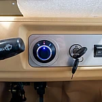 Triciclu electric pick-up RURIS Pilot 5000N, putere maxima 4900 W, autonomie pana la 130 km, cu volan, viteza maxima de 25 km/h, conform reglementarilor UE, fara permis, negru