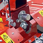 Motocultor profesional Rotakt RO135S motor 9 CP latime lucru 135 cm 3 viteze freze roti cauciuc capota far