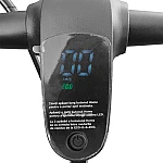 Trotineta electrica ROTAKT TE-400 putere 0.4 kW viteza 25 km/h autonomie 30 km far afisaj LED roti 12
