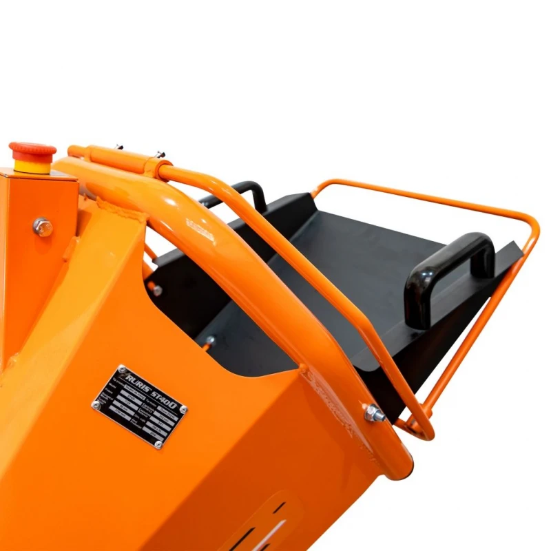 Tocator de crengi si resturi vegetale RURIS ST400, motor benzina, 4T, 212 CC, 7 CP, viteza cutite 3750 rpm, diametru maxim taiere 80 mm, cu jgheab