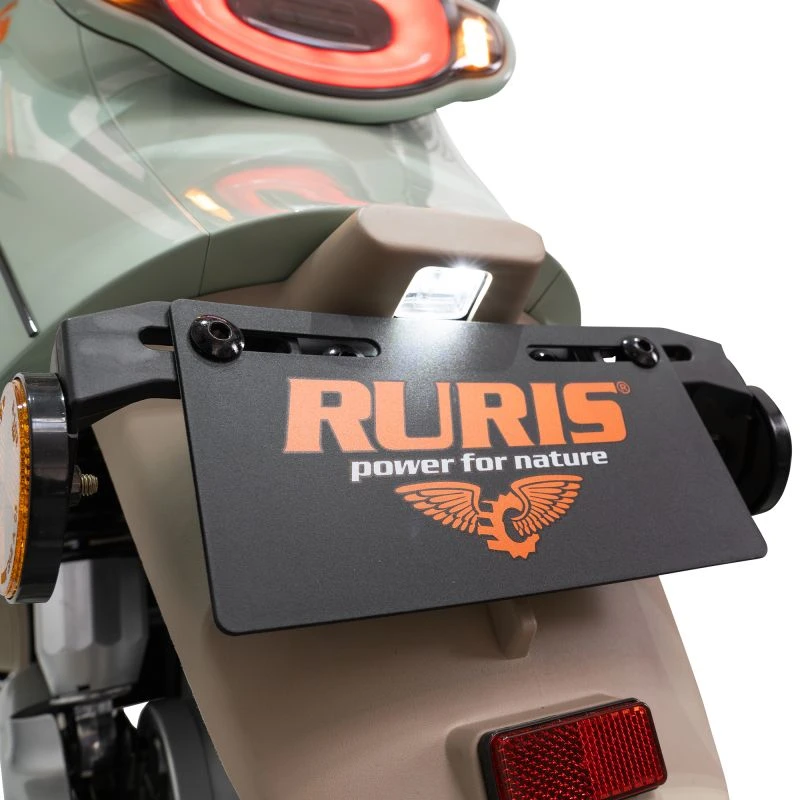Scuter Electric RURIS Pilot SX790 Verde Retro, motor 800 W, baterie 48V20Ah, autonomie pana la 70 km, viteza maxima de 25 km/h, conform reglementarilor UE, fara permis