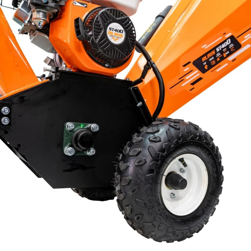 Tocator de crengi si resturi vegetale RURIS ST400, motor benzina, 4T, 212 CC, 7 CP, viteza cutite 3750 rpm, diametru maxim taiere 80 mm, cu jgheab