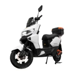 Scuter electric RURIS Pilot SX 710 Alb, motor 2500W, baterie plumb acid 72V 32Ah, autonomie pana la 92 km, 2 persoane, viteza maxima de 25 km/h, conform reglementarilor UE, fara permis
